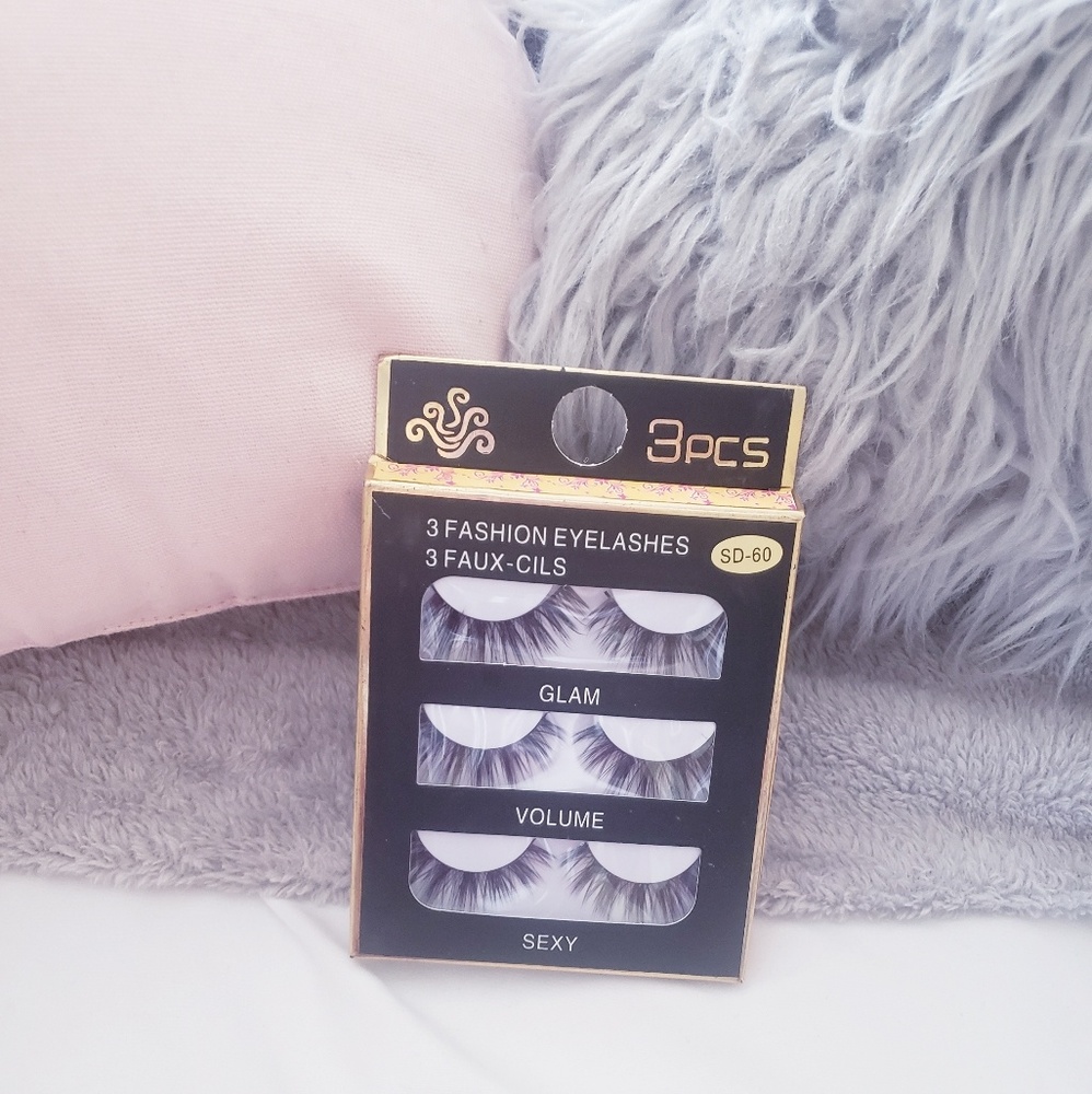 ♡ Lashes ♡